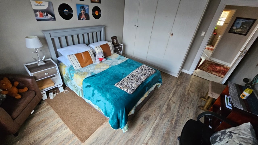 5 Bedroom Property for Sale in Boschdal North West